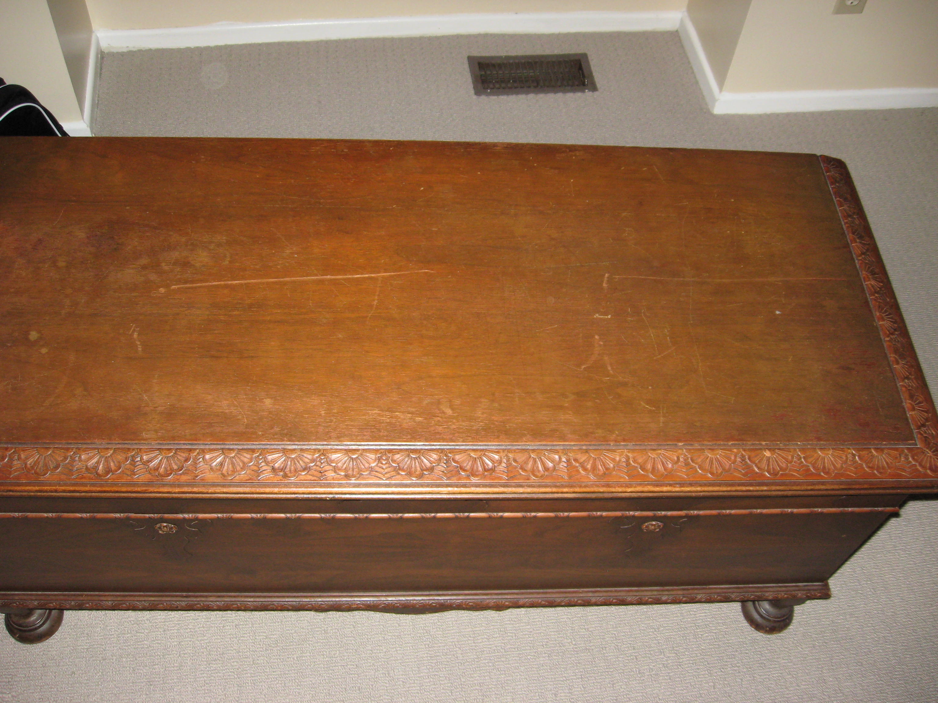 The Lane Cedar Chest \AromaTite Top InstAppraisal